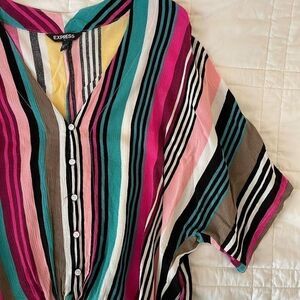 Express striped multicolor v-neck button up top small